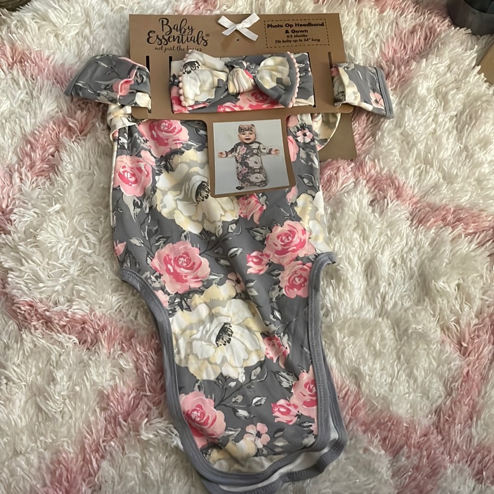 Baby Essentials photo op headband and gown